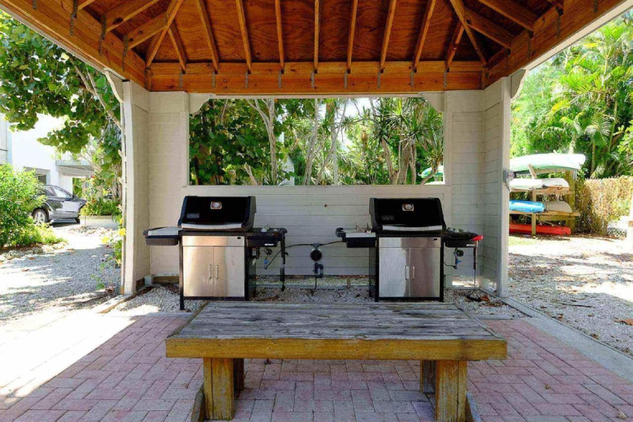 Mariner Pointe Villa Sanibel Exteriör bild